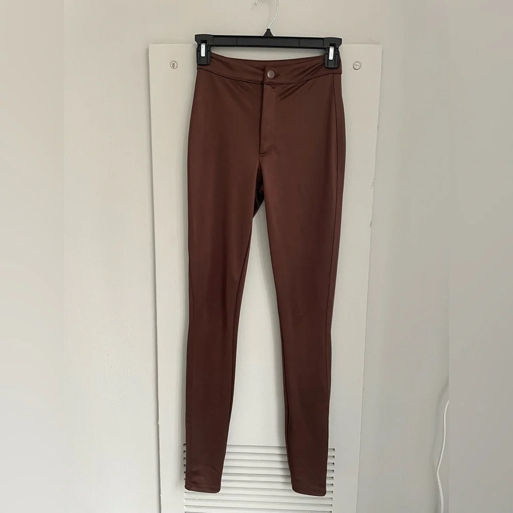 SKIMS Cocoa Disco Skinny Pants - Picture 4 of 7